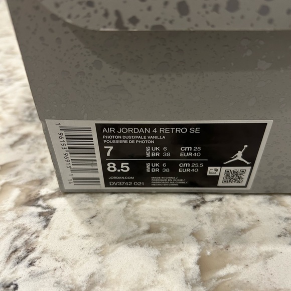 NEW IN BOX Air Jordan 4 Retro SE Craft ‘Photon Dust’ - Picture 2 of 10